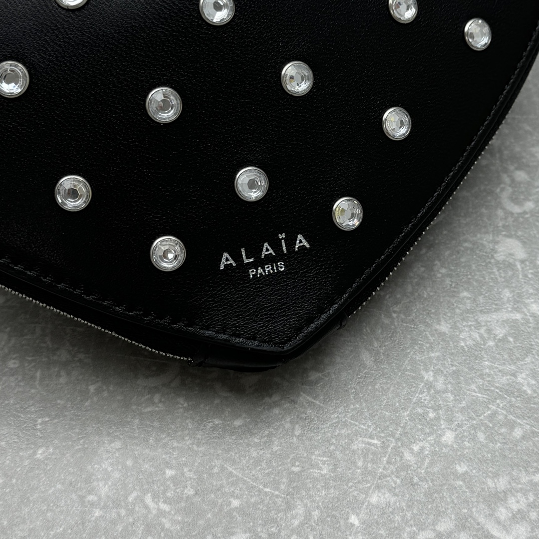 Alaia Satchel Bags